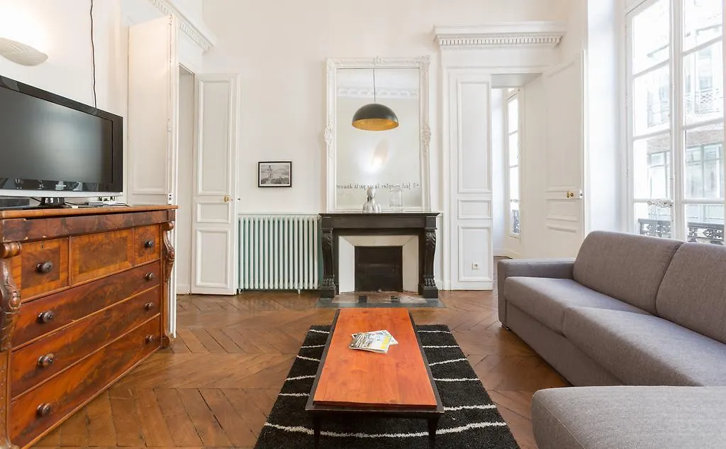 Habitat Parisien - 2Br-1Ba - Opera Palais Royal Apartment France